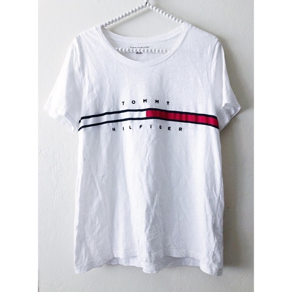 TOMMY HILFIGR Graphic-Print Cotton T-Shirt - Picture 1 of 5